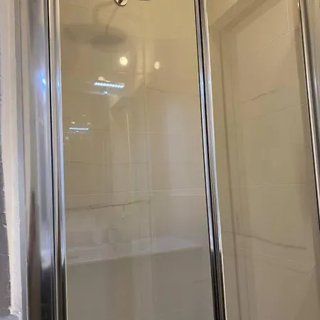 Cozy New Studio In The Center Of With Balcony